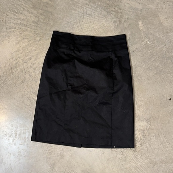 H&M Dresses & Skirts - 🌸 HM NWT Black Skirt 14